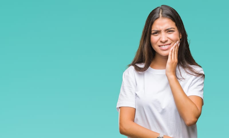 10+ Clove Benefits For Soothing Mouth Sores