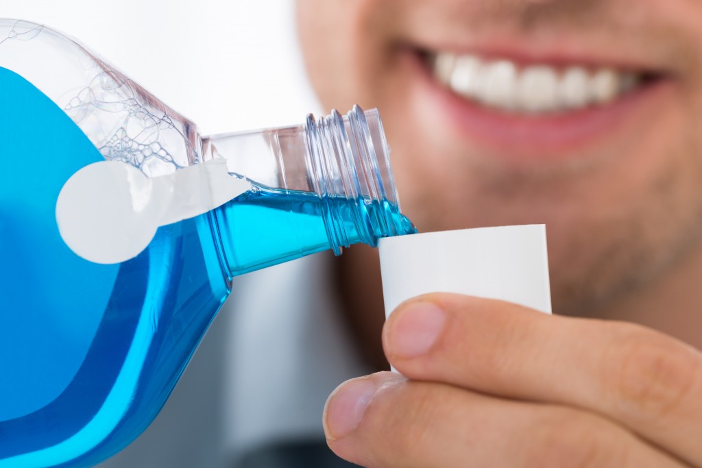 7 Alcohol Free Mouthwash Benefits You Need