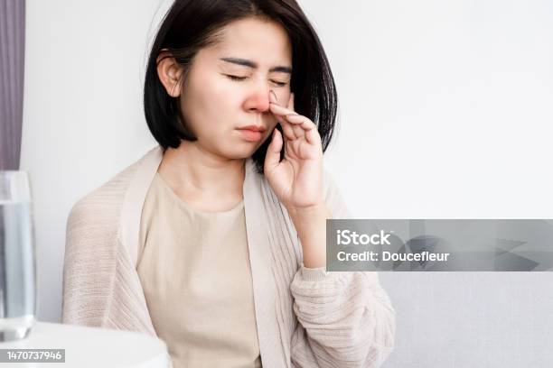 Asian Women Have Stuffy Nose Having A Runny Nose And Bad Breath Caused Asian Women Have Stuffy Nose Having A Runny Nose And Bad Breath Caused