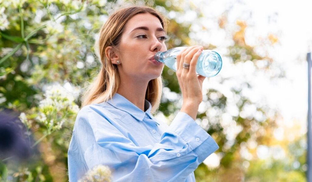 Can Sparkling Water Damage Teeth