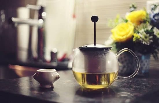 Cleavers Tea Benefits Revealed