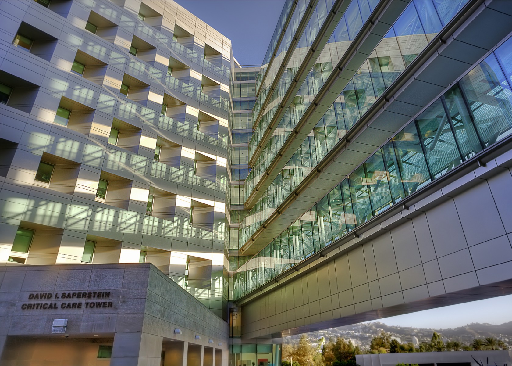 Does Cedars Sinai Accept Medical
