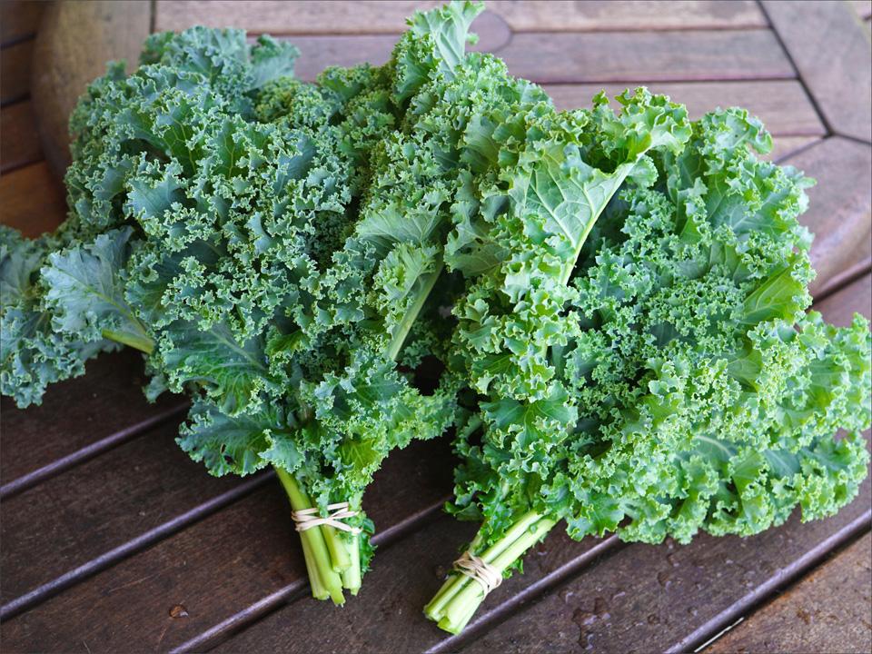 Does Kale Taste Like Spinach