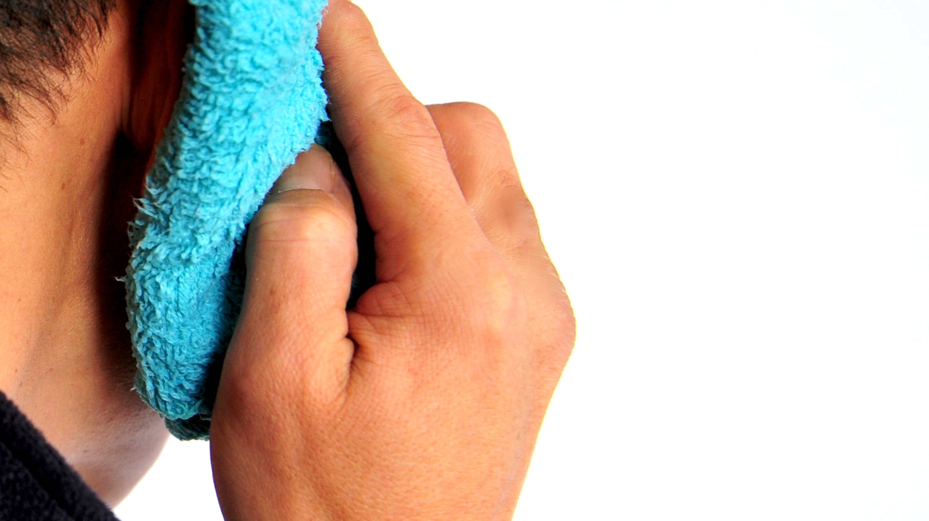 Ear Massage Techniques: Drain Fluid Easily Ear Massage Techniques: Drain Fluid Easily