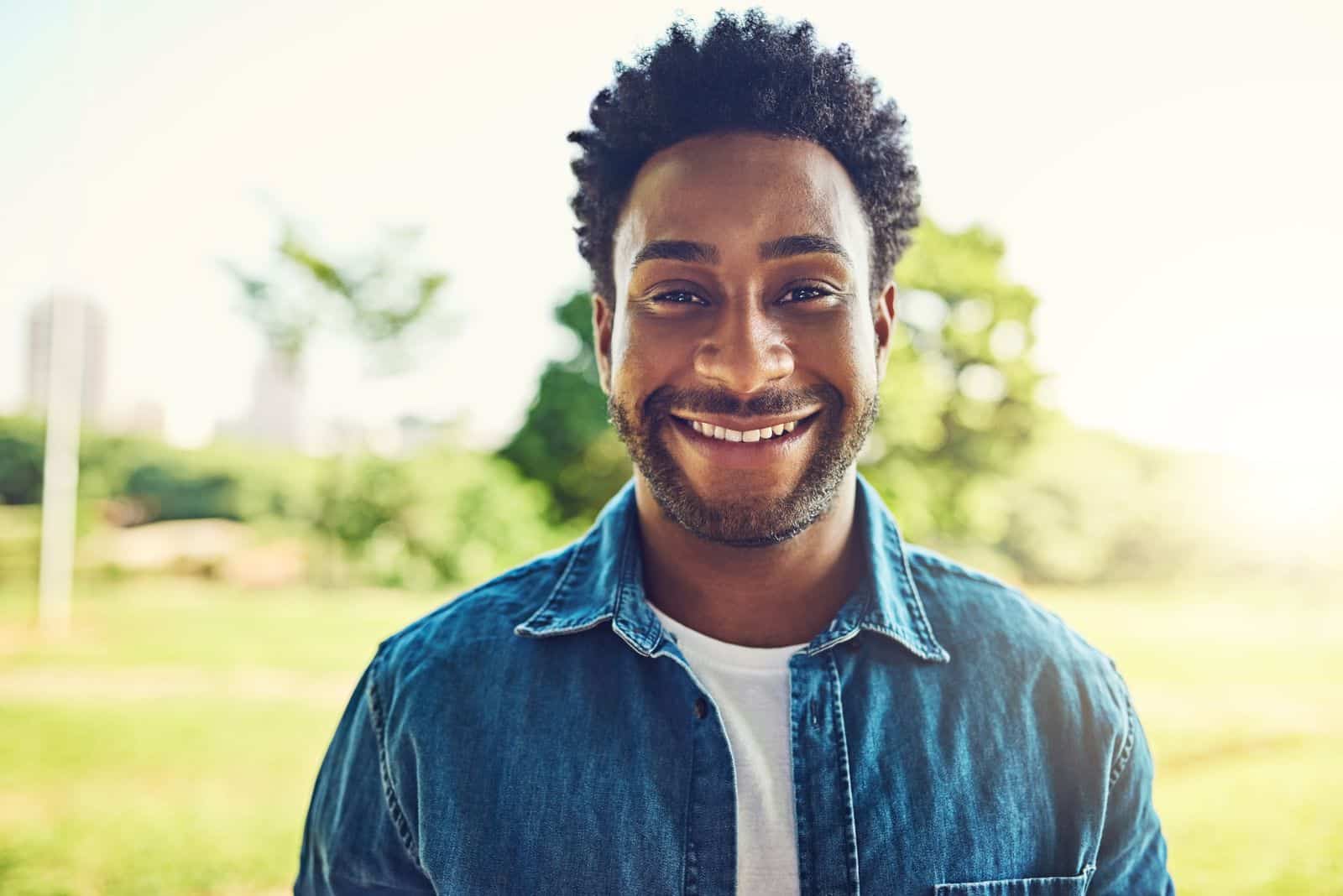 How Effective Is Teeth Whitening Near Me? Find Out