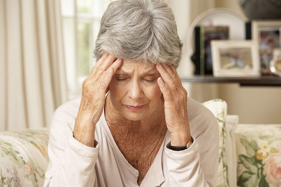 How To Cope With Dementia? Essential Caregiver Tips