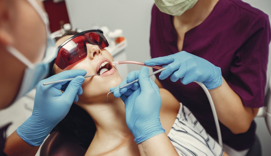 Teeth Whitening For Porcelain Veneers