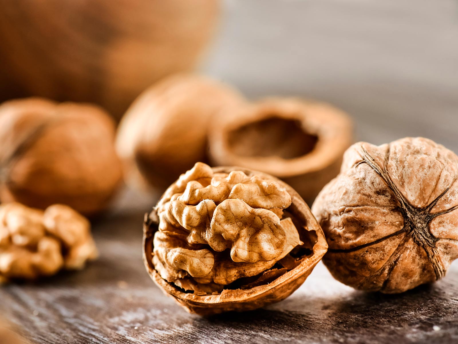 Walnuts And Herpes: Reduce Symptoms With Diet Changes