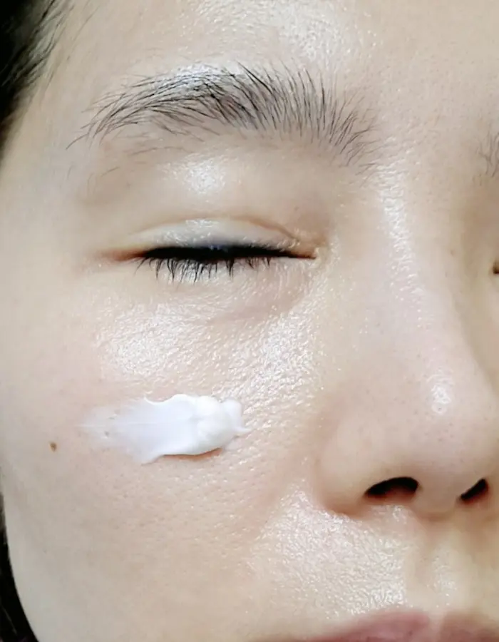 What Is Peeling With Tretinoin? Reducing Irritation