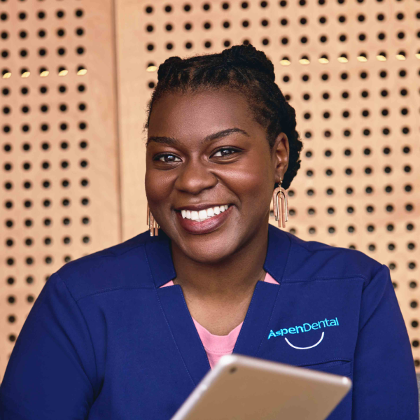 What Services Does Aspen Dental Wellington Florida Offer?