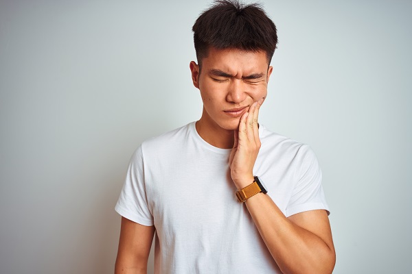 When Does Intermittent Tooth Pain Require Emergency Care? When Does Intermittent Tooth Pain Require Emergency Care?