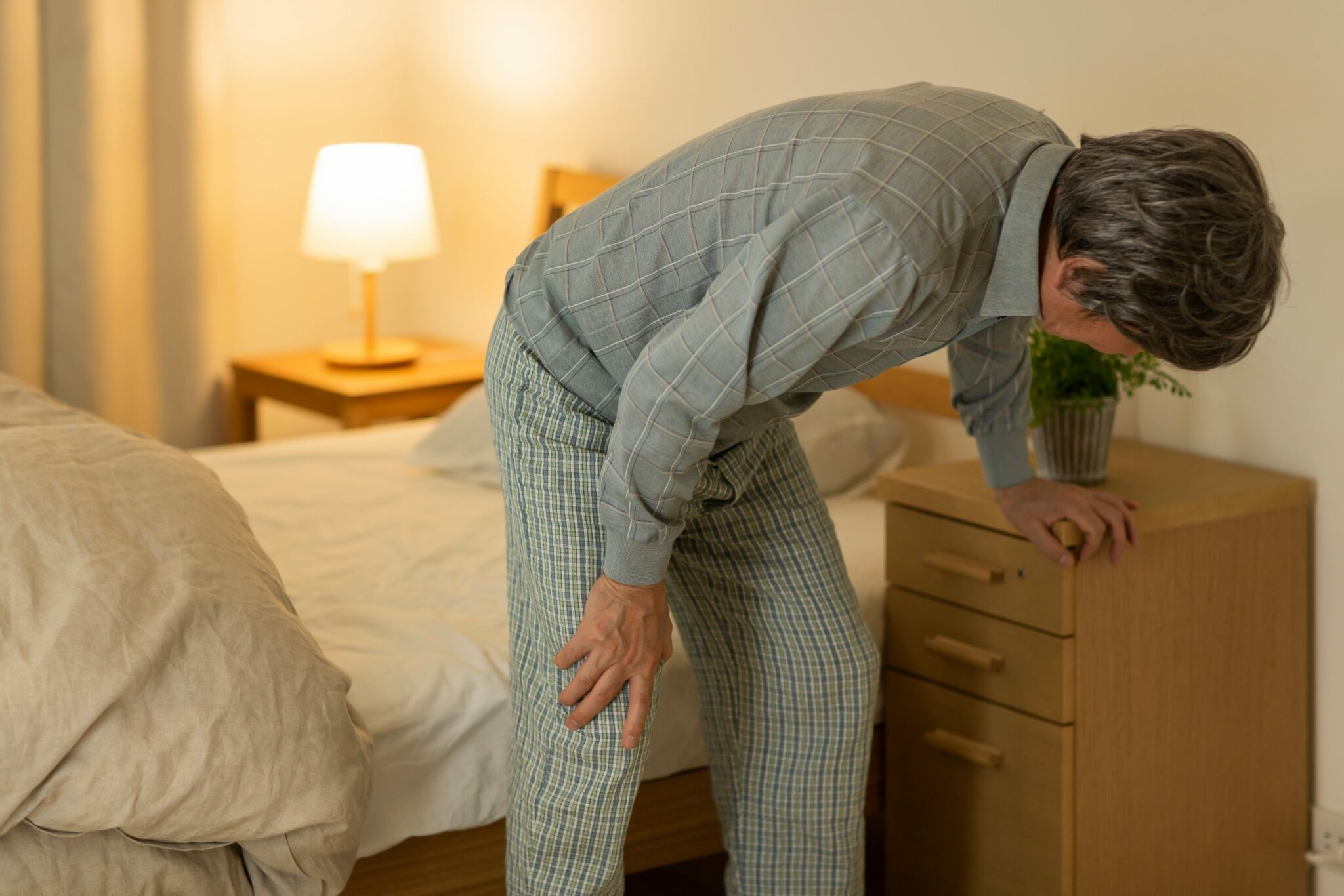 Why Knee Hurts Worse At Night? Find Relief